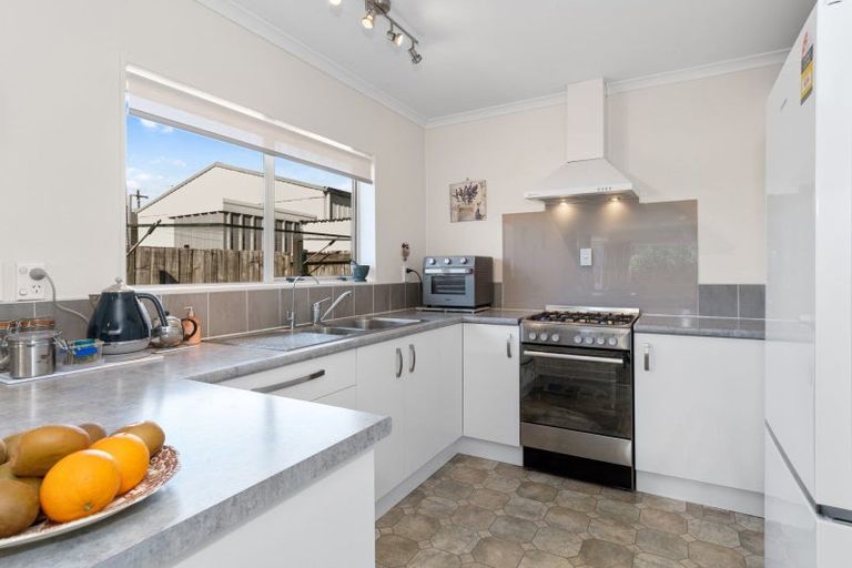 Photo of property in 19b Pemberton Crescent, Greerton, Tauranga, 3112