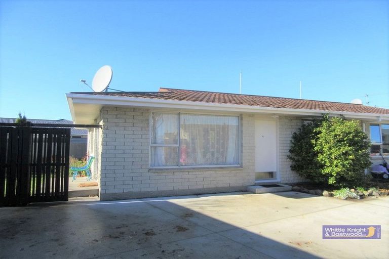 Photo of property in 4/8 Bowen Street, Upper Riccarton, Christchurch, 8041