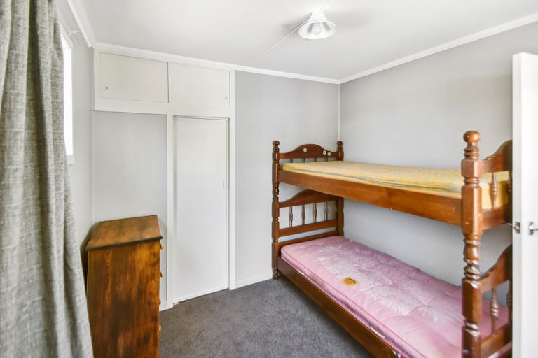 Photo of property in 38 Simons Street, Twizel, 7901