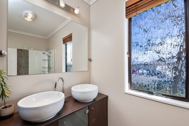 Photo of property in 26 Frederick Street, Two Mile Bay, Taupo, 3330