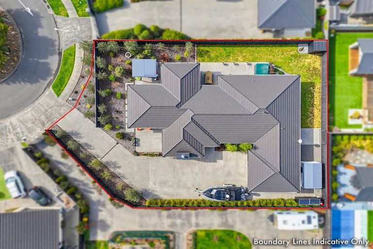 Photo of property in 18 Petrel Close, Paraparaumu Beach, Paraparaumu, 5032