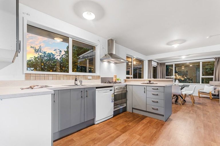 Photo of property in 9 Loreto Place, Hornby, Christchurch, 8042