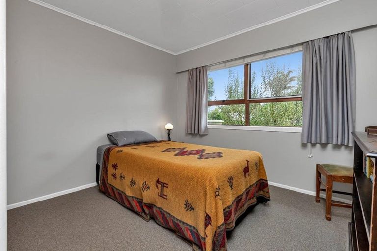 Photo of property in 94 One Tree Point Road, One Tree Point, 0118