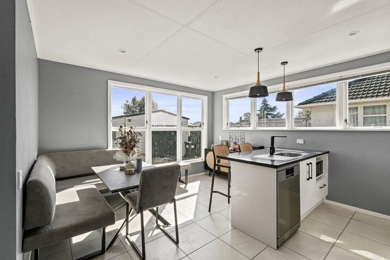 Photo of property in 1 Ventura Grove, Bulls, 4818