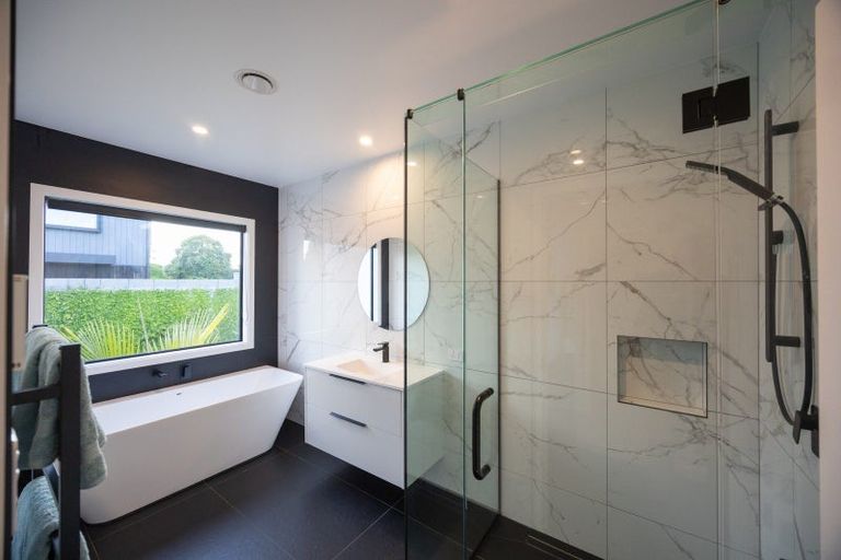 Photo of property in 7 Kanuka Drive, Hokowhitu, Palmerston North, 4410