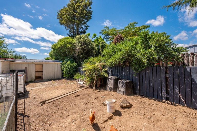Photo of property in 2 Bowen Street, Levin, 5510