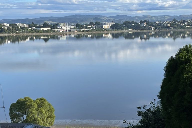 Photo of property in 17a Roderick Street, Otumoetai, Tauranga, 3110