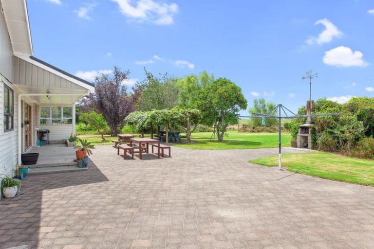 Photo of property in 694 Thornton Road, Thornton, Whakatane, 3194