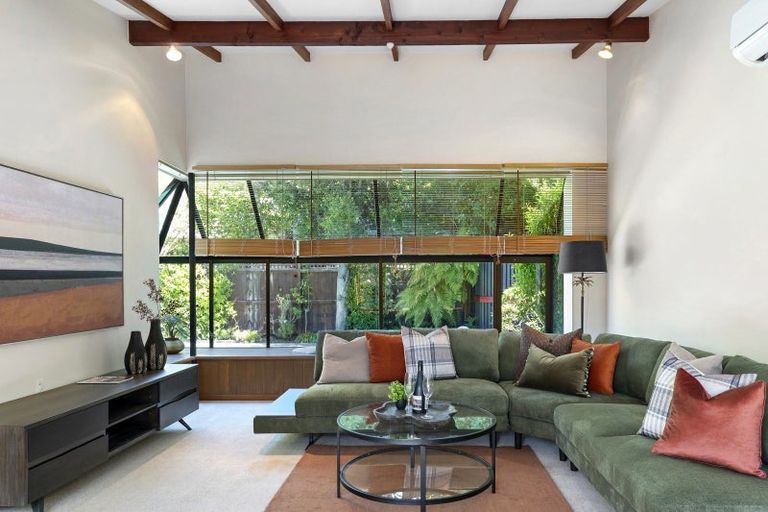 Photo of property in 25 Ilam Road, Upper Riccarton, Christchurch, 8041