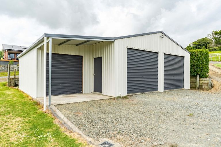 Photo of property in 20 Matai Drive, Maungaturoto, 0520