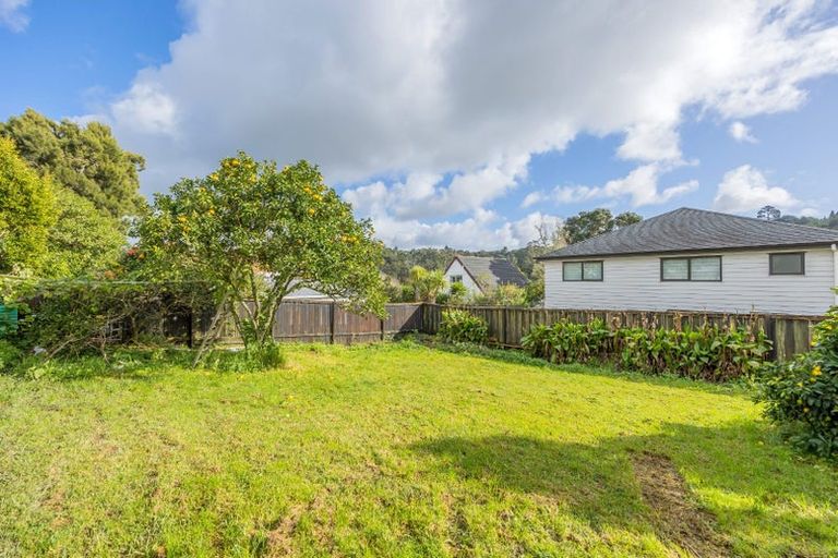 Photo of property in 92 Lynn Road, Bayview, Auckland, 0629