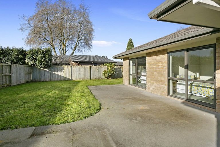 Photo of property in 14 Brancaster Place, Cambridge, 3434