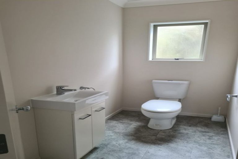 Photo of property in 14 Gifford Grove, Churton Park, Wellington, 6037