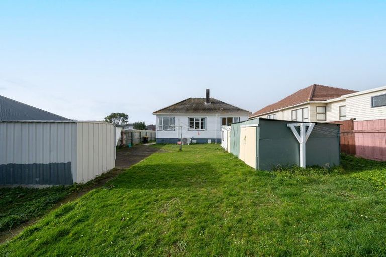 Photo of property in 38 Bannister Avenue, Johnsonville, Wellington, 6037