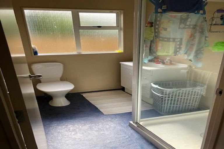 Photo of property in 11 Woodvale Road, Glen Eden, Auckland, 0602