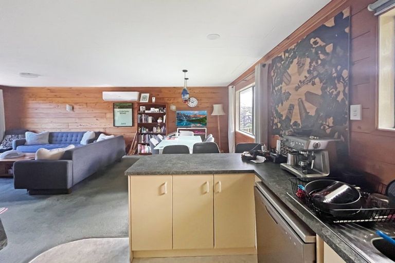Photo of property in 75a Mountain Road, Western Heights, Rotorua, 3015
