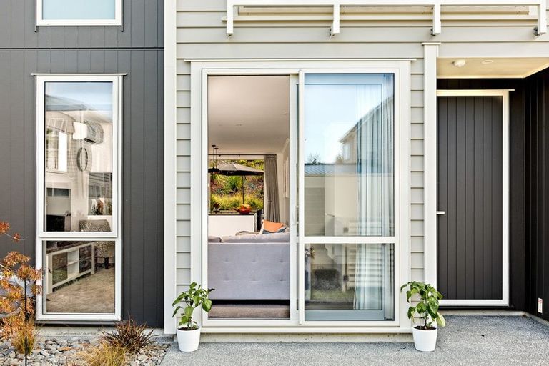 Photo of property in 29 Sanremo Lane, Stanmore Bay, Whangaparaoa, 0932