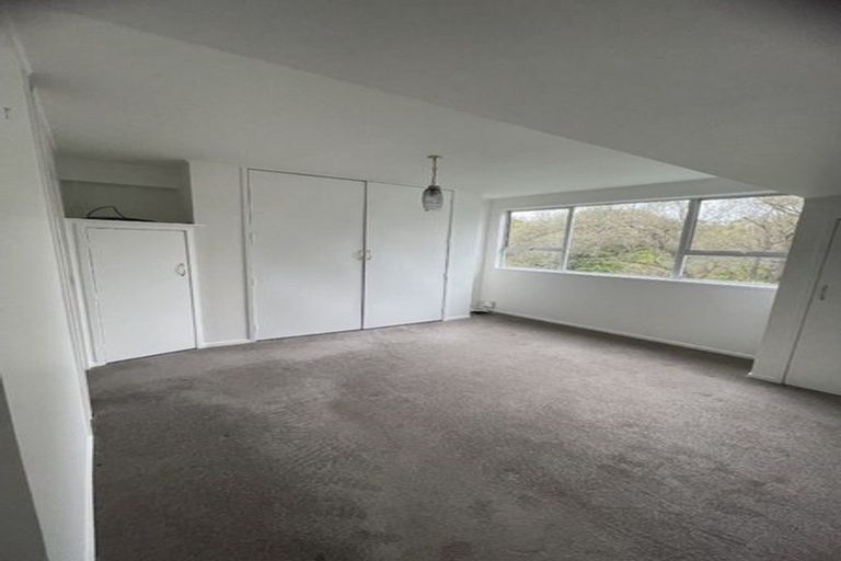 Photo of property in 24 Katrina Place, Massey, Auckland, 0614