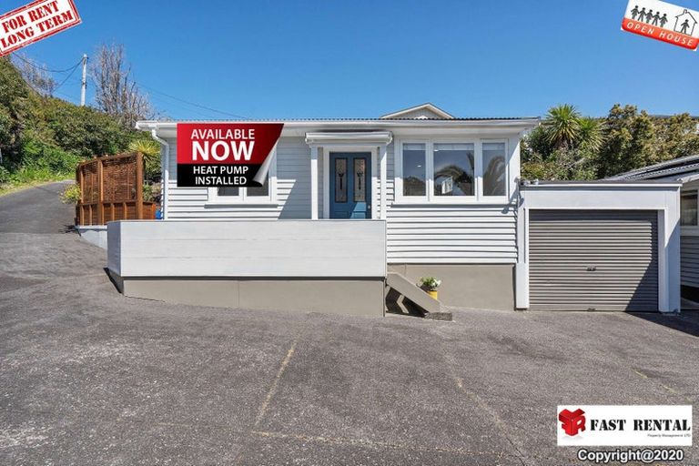 Photo of property in 2/612 East Coast Road, Pinehill, Auckland, 0630