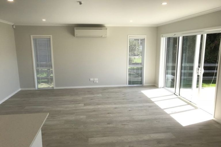 Photo of property in 120 Matua Road, Huapai, Kumeu, 0810
