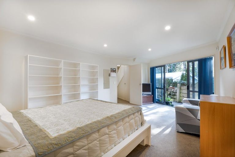 Photo of property in 1a Chester Road, Tawa, Wellington, 5028