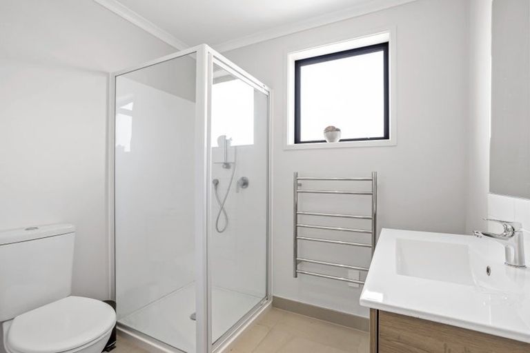 Photo of property in 44 Walter Merton Road, Hobsonville, Auckland, 0616