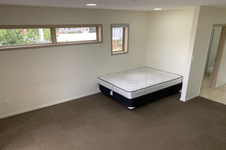 Photo of property in 2 Greensboro Street, Hamilton East, Hamilton, 3216