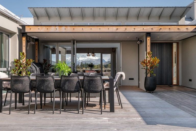 Photo of property in 97 Cotter Avenue, Arrowtown, 9302