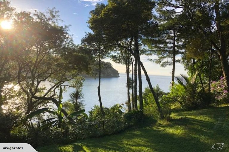 Photo of property in 14 Paturoa Road, Titirangi, Auckland, 0604