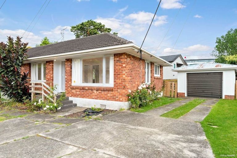 Photo of property in 1/58a Taharoto Road, Takapuna, Auckland, 0622