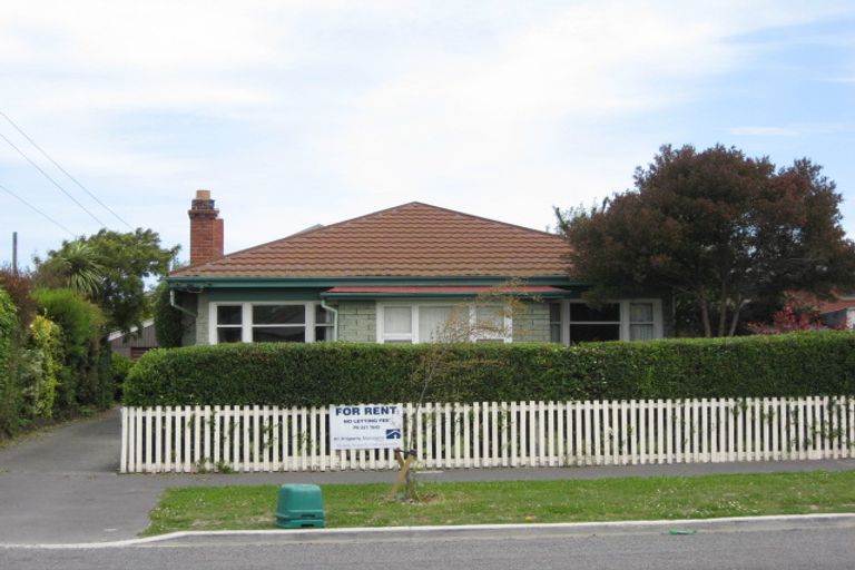 Photo of property in 6 Fairfield Avenue, Addington, Christchurch, 8024