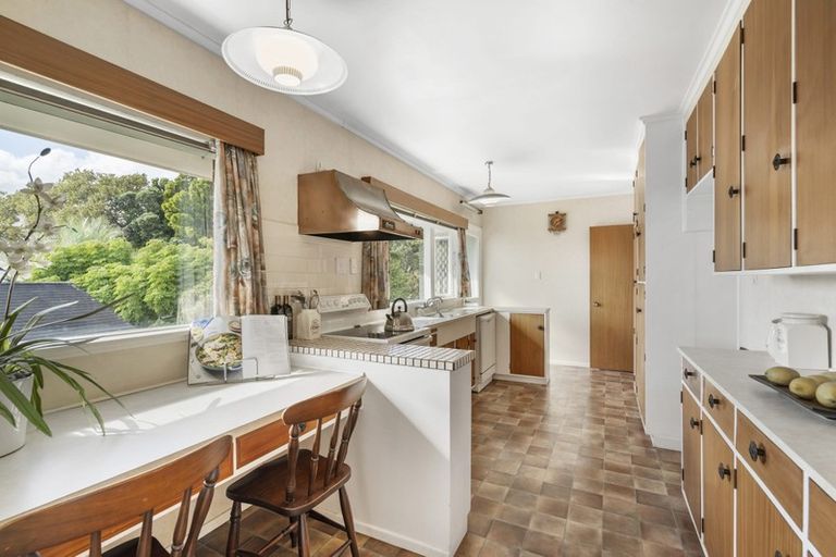 Photo of property in 216 Lake Road, Hauraki, Auckland, 0622