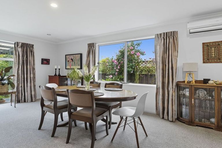 Photo of property in 22 Hargest Crescent, Saint Kilda, Dunedin, 9012