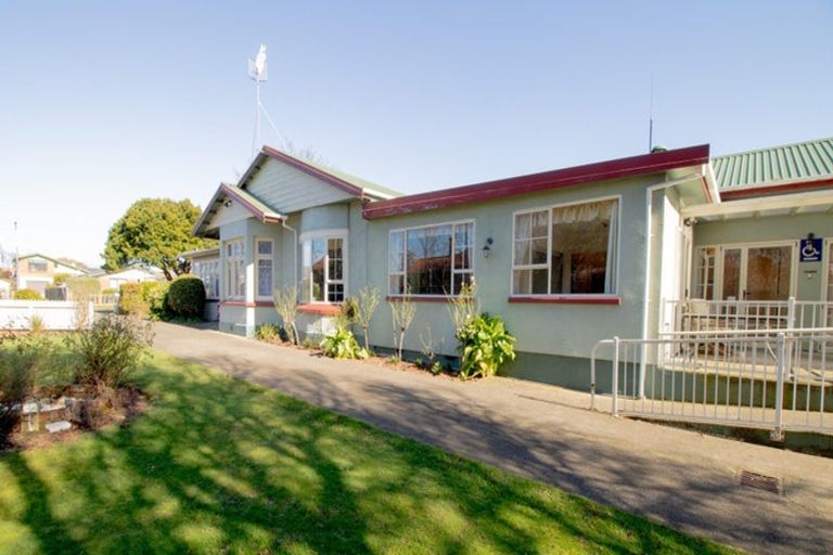 Photo of property in 8 Compton Street, Georgetown, Invercargill, 9812