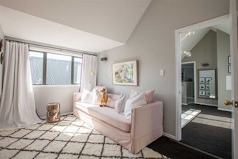 Photo of property in 82b Idris Road, Fendalton, Christchurch, 8052
