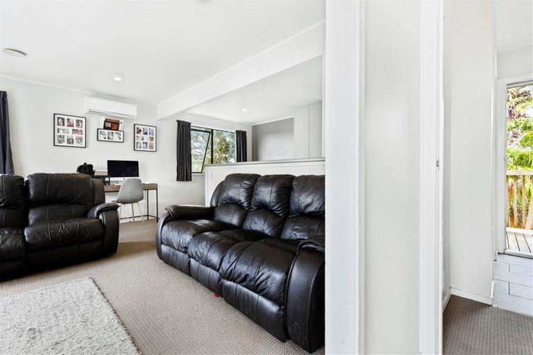 Photo of property in 2/8 Dalmatia Place, Henderson, Auckland, 0612