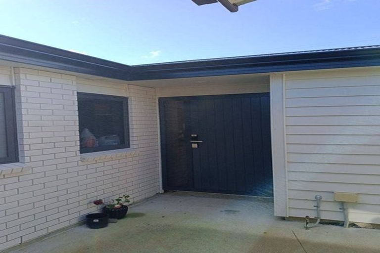Photo of property in 188 Hill Road, Manurewa, Auckland, 2105