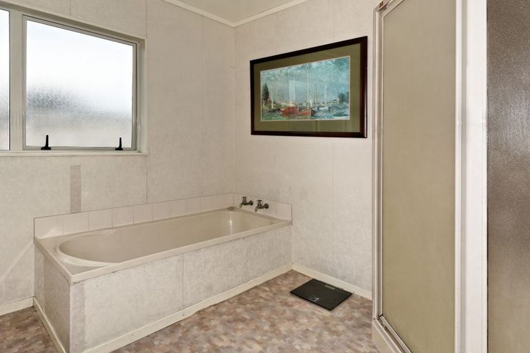 Photo of property in 12b Rosier Road, Glen Eden, Auckland, 0602