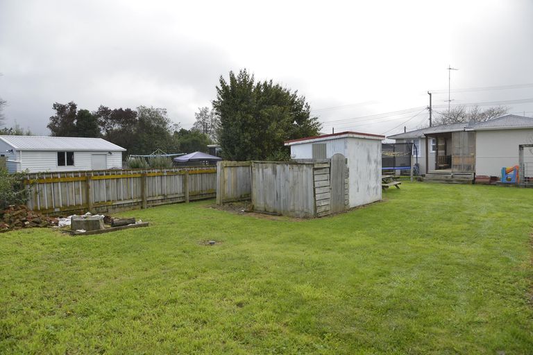 Photo of property in 63 Victoria Street, Carterton, 5713