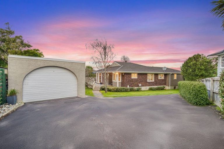 Photo of property in 32 Harford Place, Pakuranga Heights, Auckland, 2010