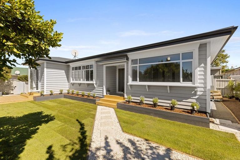 Photo of property in 1/28a Garvins Road, Hornby, Christchurch, 8042