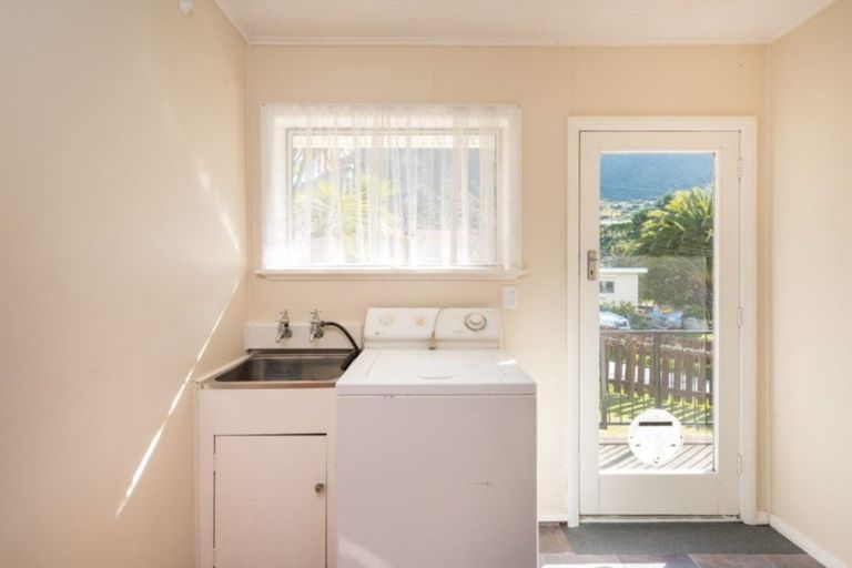 Photo of property in 70 Scotland Street, Picton, 7220