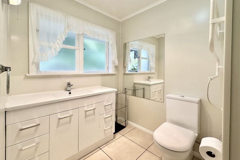 Photo of property in 8a Palfrey Street, Wallaceville, Upper Hutt, 5018