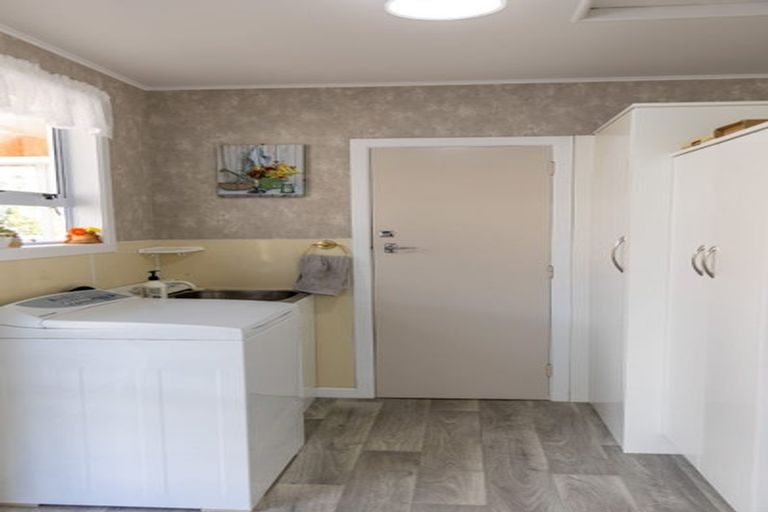 Photo of property in 75 Wentworth Street, East Gore, Gore, 9710