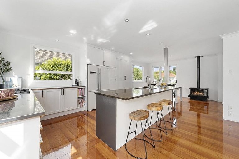 Photo of property in 60 Banbury Crescent, Fairfield, Hamilton, 3214