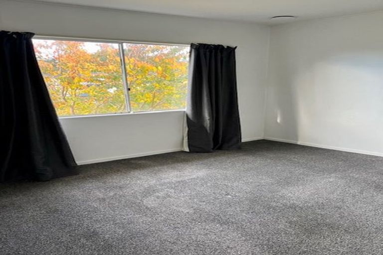 Photo of property in 2/159a Newlands Road, Newlands, Wellington, 6037