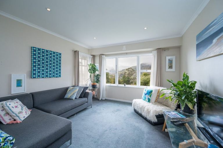 Photo of property in 18 Thompson Terrace, Toi Toi, Nelson, 7010