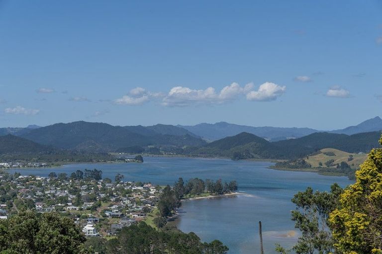 Photo of property in 279 Paku Drive, Tairua, 3508