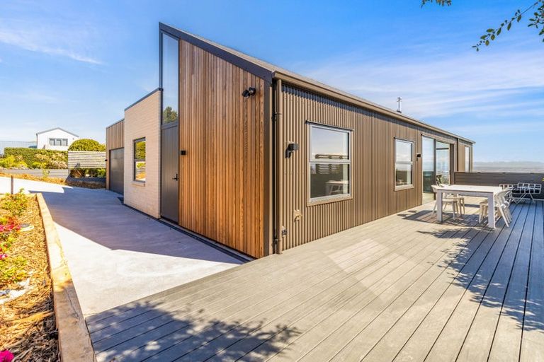 Photo of property in 270 Major Hornbrook Road, Mount Pleasant, Christchurch, 8081