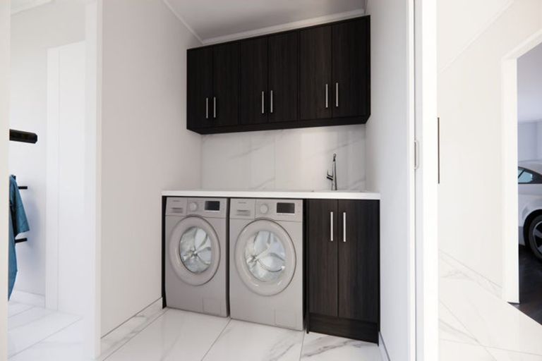 Photo of property in 18 Oralee Terrace, Peacocke, 3206